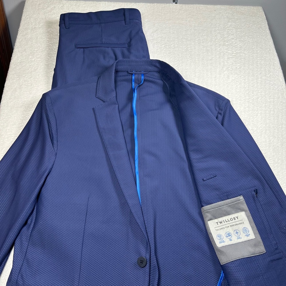 Twillory Performance Suit 2pc Sz 46R 38x30 Blue Stretch Machine Washable Unlined